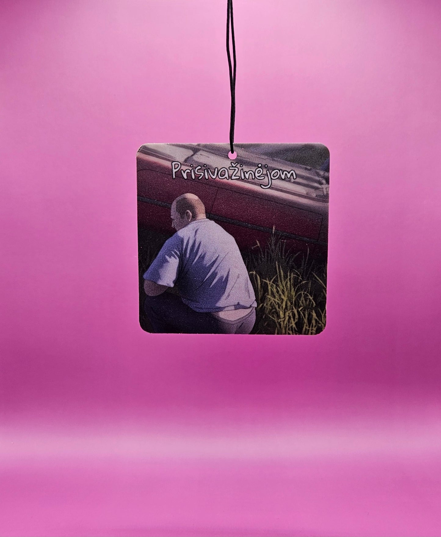 Pakabinamas automobilio kvapukas